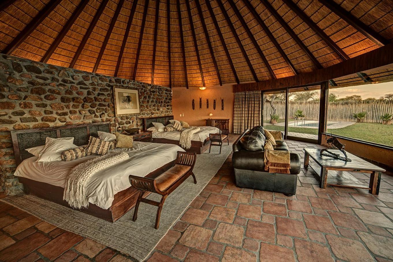 Mount Etjo Safari Lodge Kalkfeld Buitenkant foto